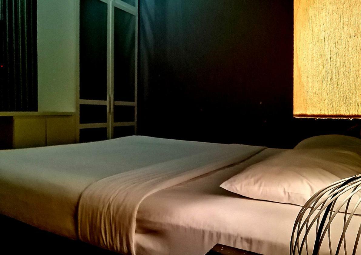 Aha Friday Hotel Le Hong Phong Ho-Chi-Minh-Stadt Zimmer foto
